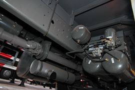 豪瀚J7B&nbsp;载货车底盘                                                图片