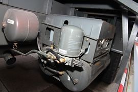 豪瀚J7B&nbsp;载货车底盘                                                图片