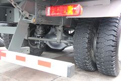 中国重汽 HOWO 371马力 6X4 宽体矿用自卸车