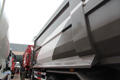 中国重汽 HOWO 371马力 6X4 宽体矿用自卸车