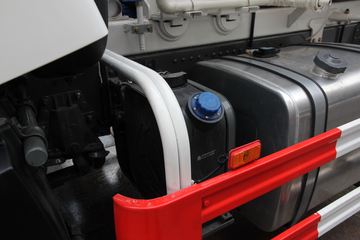 �й����� HOWO-T7H 360���� 6X4 ���������賵ͼƬ