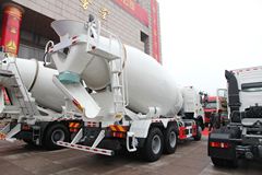 中国重汽 HOWO-T7H 360马力 6X4 混凝土搅拌车(ZZ5257GJBN404HD1)