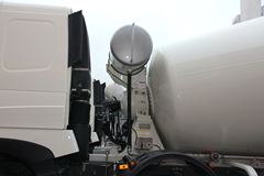 中国重汽 HOWO-T7H 390马力 8X4 混凝土搅拌车