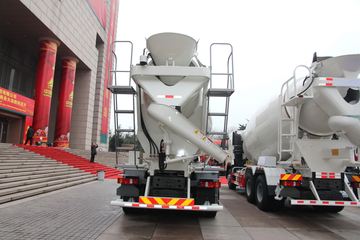 �й����� HOWO-T7H 390���� 8X4 ���������賵ͼƬ