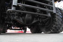 金刚矿霸&nbsp;非公路矿用自卸车底盘                                                图片