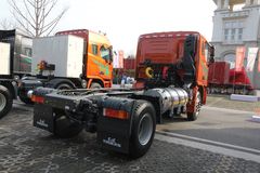 联合卡车 U280重卡 轻量化版 280马力 4X2 LNG牵引车(SQR4181NSZ-1)
