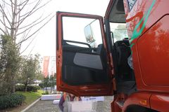 联合卡车 U400重卡 超重载型 400马力 6X4 LNG牵引车(SQR4251N6ZT4)