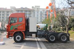 联合卡车 U400重卡 超重载型 400马力 6X4 LNG牵引车(SQR4251N6ZT4)