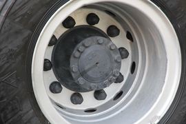 联合U系&nbsp;载货车底盘                                                图片