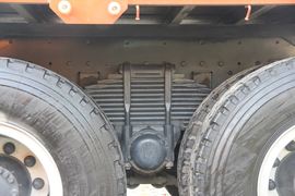 联合U系&nbsp;载货车底盘                                                图片