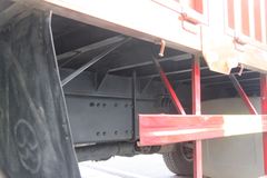联合卡车 U340 标载型 340马力 8X4 9.6米仓栅式载货车(SQR5310CCYD6T6)