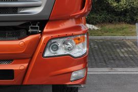 联合U系&nbsp;载货车外观                                                图片