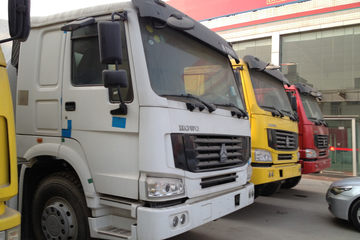 重汽豪沃(HOWO)底盘&nbsp;混凝土搅拌车外观                                                图片