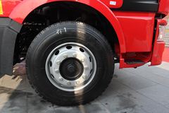 解放 J6M重卡 330马力 6X2 牵引车(CA4250P63K2T3E)