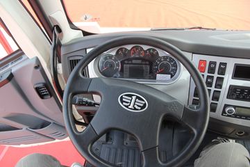 һ����� J6L�п� 164���� 4X2 6.8���ػ�������ͼƬ