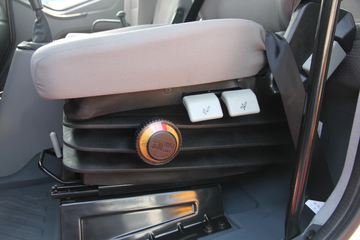 һ����� J6L�п� 164���� 4X2 6.8���ػ�������ͼƬ