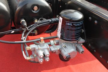 һ����� J6L�п� 164���� 4X2 6.8���ػ�������ͼƬ