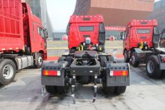 解放 J6P重卡 420马力 6X4 牵引车(危险品运输)(CA4250P66K24T1A3HE)