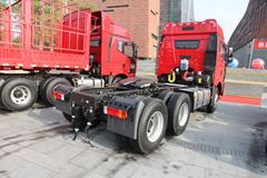 解放 J6P重卡 420马力 6X4 牵引车(危险品运输)(CA4250P66K24T1A3HE)