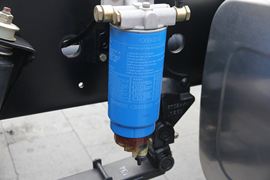 新悍威J5M&nbsp;自卸车底盘                                                图片