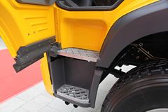 青岛解放 新悍威(J5M)重卡 270马力 8X4 6.8米自卸车(CA3300P1K2L3T4EA80)