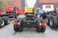 青岛解放 新悍威(J5M)重卡 270马力 8X4 6.8米自卸车(CA3300P1K2L3T4EA80)