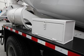 解放J6P&nbsp;混凝土搅拌车底盘                                                图片