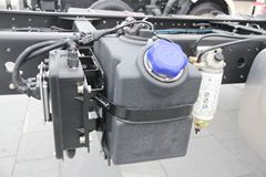 一汽解放 J6L中卡 180马力 4X2 7.7米厢式载货车底盘(CA5160XXYP62K1L5A2E4)(底盘)