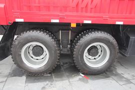 解放J6M&nbsp;随车吊底盘图片