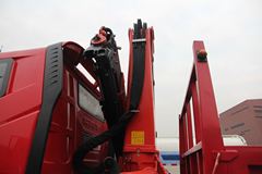 一汽解放 J6M 260马力 6X4 随车吊(CA5250JSQP63K1L5T1E4)
