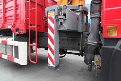 一汽解放 J6M 260马力 6X4 随车吊(CA5250QSYP63K1L5T1E4)