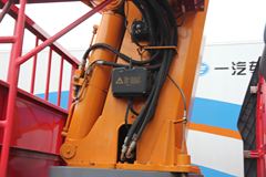 一汽解放 J6M 260马力 6X4 随车吊(CA5250QSYP63K1L5T1E4)