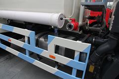 一汽解放 J6P 220马力 4X2 洒水车(CA1160P62K1L2A1Z5TK2E4Z) 一汽解放 J6P 220马力 4X2 洒水车(CA1160P62K1L2A1Z5TK2E4Z)