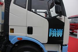 解放J6P&nbsp;洒水车/喷洒车外观图片