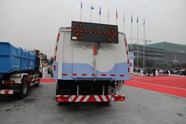 解放J6P&nbsp;洒水车/喷洒车上装图片