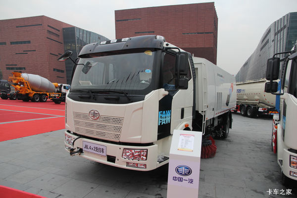 一汽解放 J6P 160马力 4X2 洒水车(CA1160P62K1L4E)