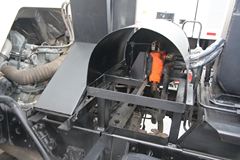 一汽解放 J6L 160马力 4X2 厢式可卸式垃圾车(CA1160P62K1L4E)