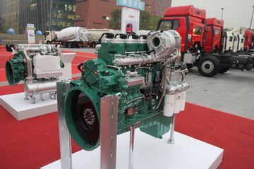 锡柴CA6SN1-39E4N 390马力 12.5L 国四 天然气发动机