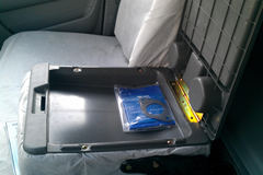 中国重汽HOWO 悍将 115马力 3.8米排半栏板轻卡 中国重汽HOWO 悍将 115马力 3.8米排半栏板轻卡