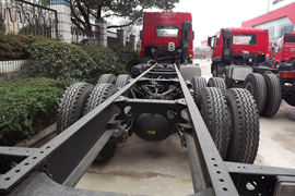 新大威&nbsp;载货车底盘                                                图片