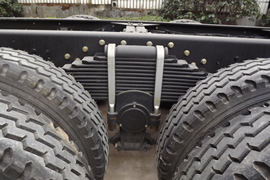 新大威&nbsp;载货车底盘                                                图片