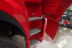 青岛解放 新大威重卡 280马力 8X4 9.5米仓栅式载货车(CA5311XXYP2K2L7T4EA80-1)