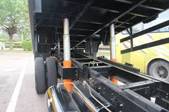 跃进 开拓 130马力 6.5米自卸车(NJ3160DDPW)