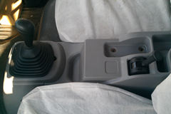 重汽HOWO 悍将 115马力 4.8米排半栏板载货车(ZZ1087D3814C180)