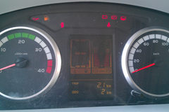 重汽HOWO 悍将 115马力 4.8米排半栏板载货车(ZZ1087D3814C180)