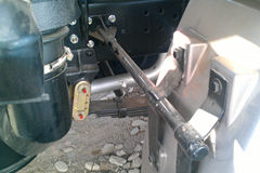 重汽HOWO 悍将 115马力 4.8米排半栏板载货车(ZZ1087D3814C180)