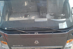 重汽HOWO 悍将 115马力 4.8米排半栏板载货车(ZZ1087D3814C180)