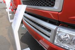 青岛解放 途V重卡 310马力 6X2 牵引车(CA4226P2K2T3EA82)