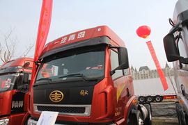 途V&nbsp;牵引车外观                                                图片