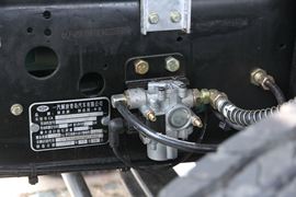 途V&nbsp;牵引车底盘                                                图片